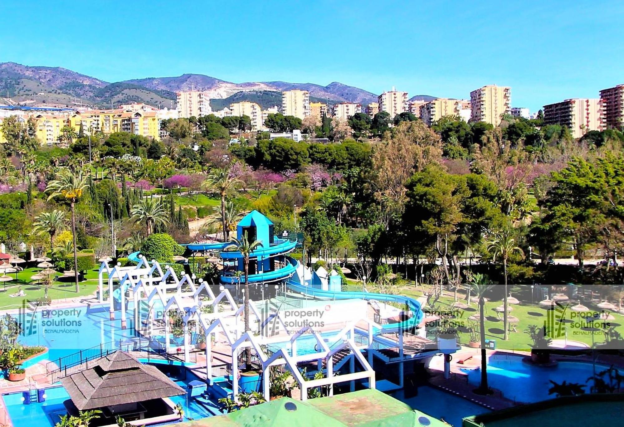 Benalbeach 1010 - Vista Al Mar - Piscina Todo El Ano - Primera Linea De Playa Бенальмадена Экстерьер фото